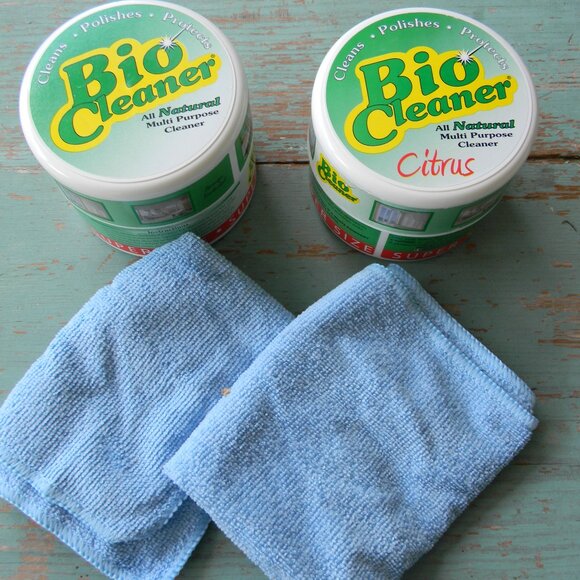 Bio Cleaner Set of (2) 17.5oz Cleaning Clays w/ Towels and Sponges SUPER SIZE - Picture 1 of 2